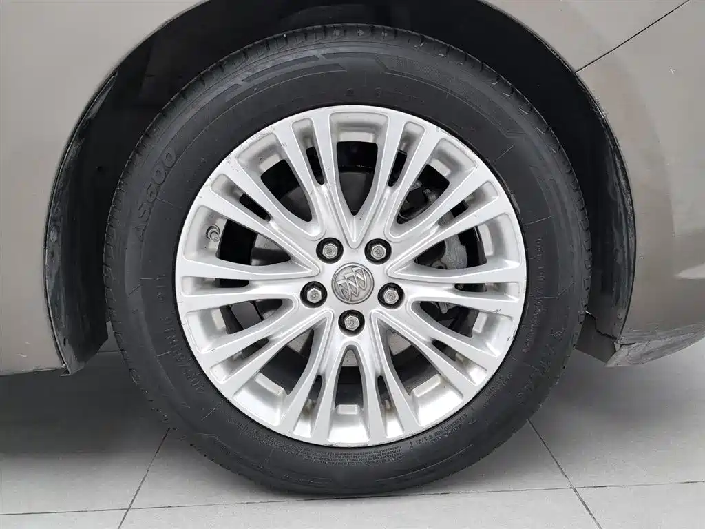 Buick Excelle 2015 15N Automatic Elite фото 17