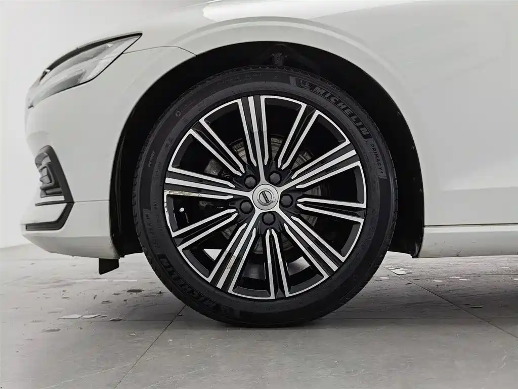 Volvo S60 2021 T4 Smart Vision Luxury фото 17
