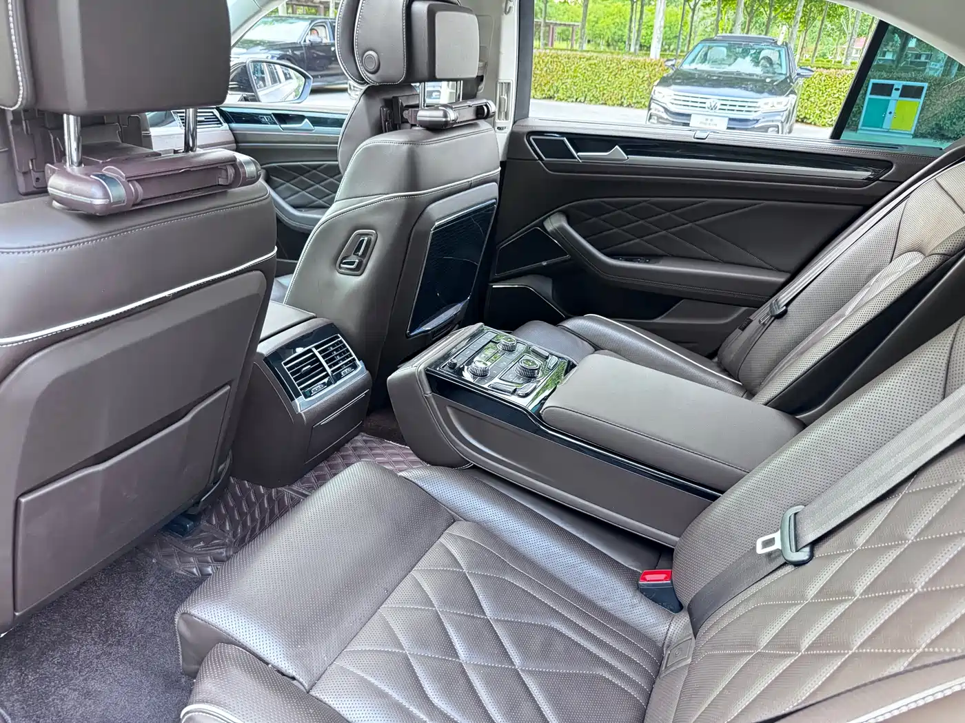 Volkswagen Phideon 2021 380TSI Premium Edition фото 8