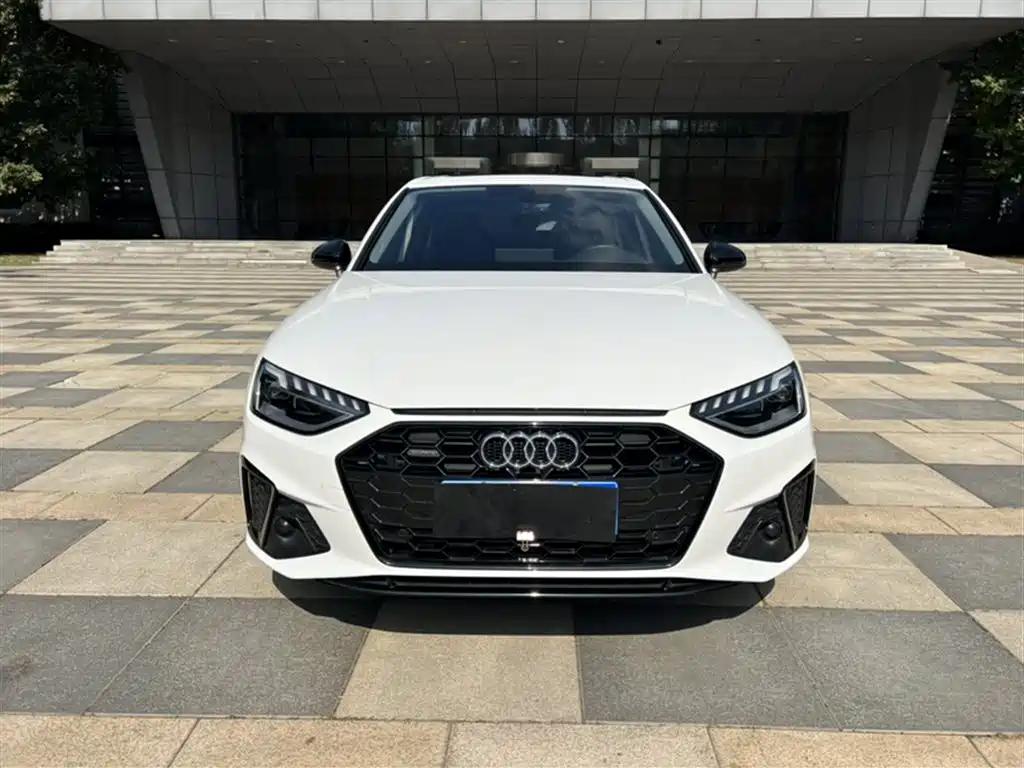 Audi A4L 2022 40 TFSI Luxury Dynamic фото 13