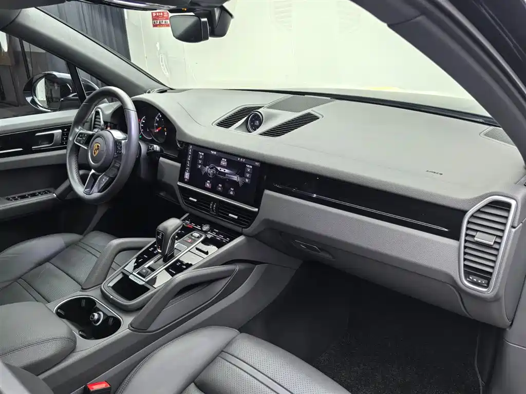 Porsche Cayenne 2019 Cayenne 3.0T фото 15