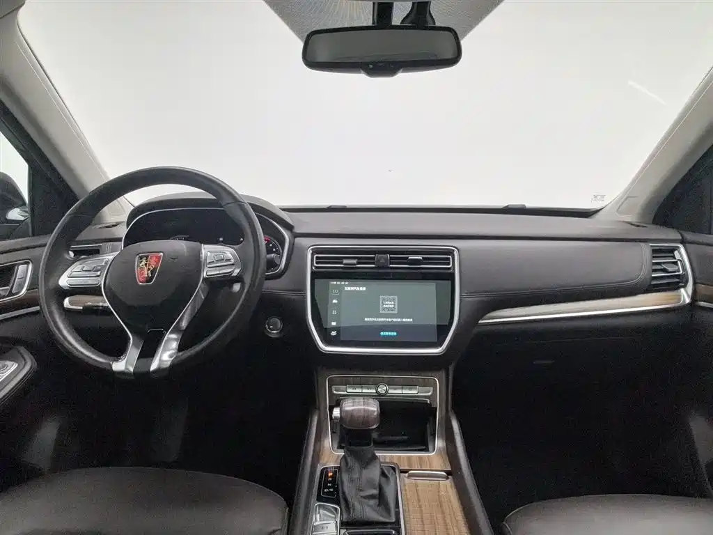 Roewe RX8 2019 30T Intelligent Internet 2WD Flagship Edition фото 5
