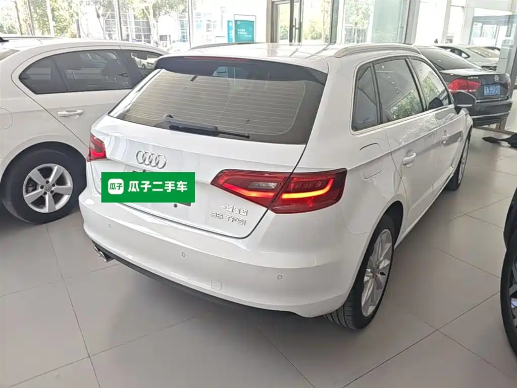 Audi A3 2015 Sportback 35 TFSI Millionth Anniversary Comfort Enjoyment Type фото 7