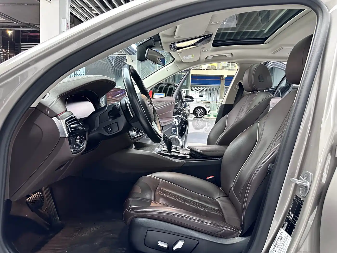BMW 5 Series 2020 530Li Leading Luxury Package фото 4