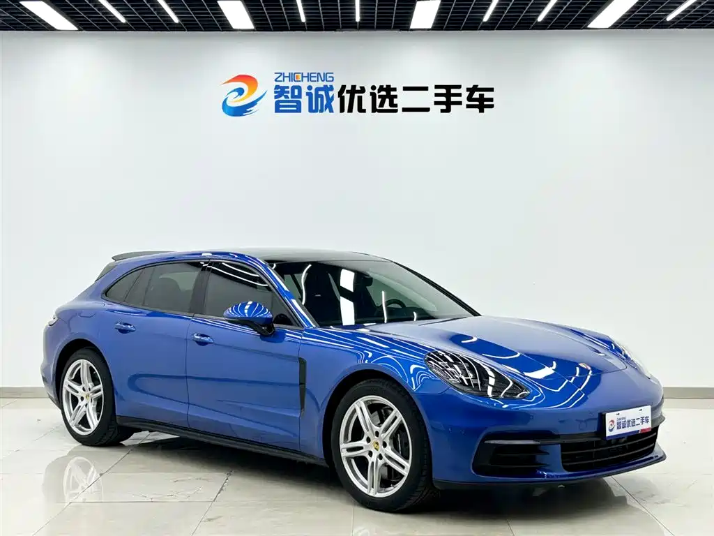 Porsche Panamera 2017 Panamera 4 Sport Turismo 3.0T фото 3