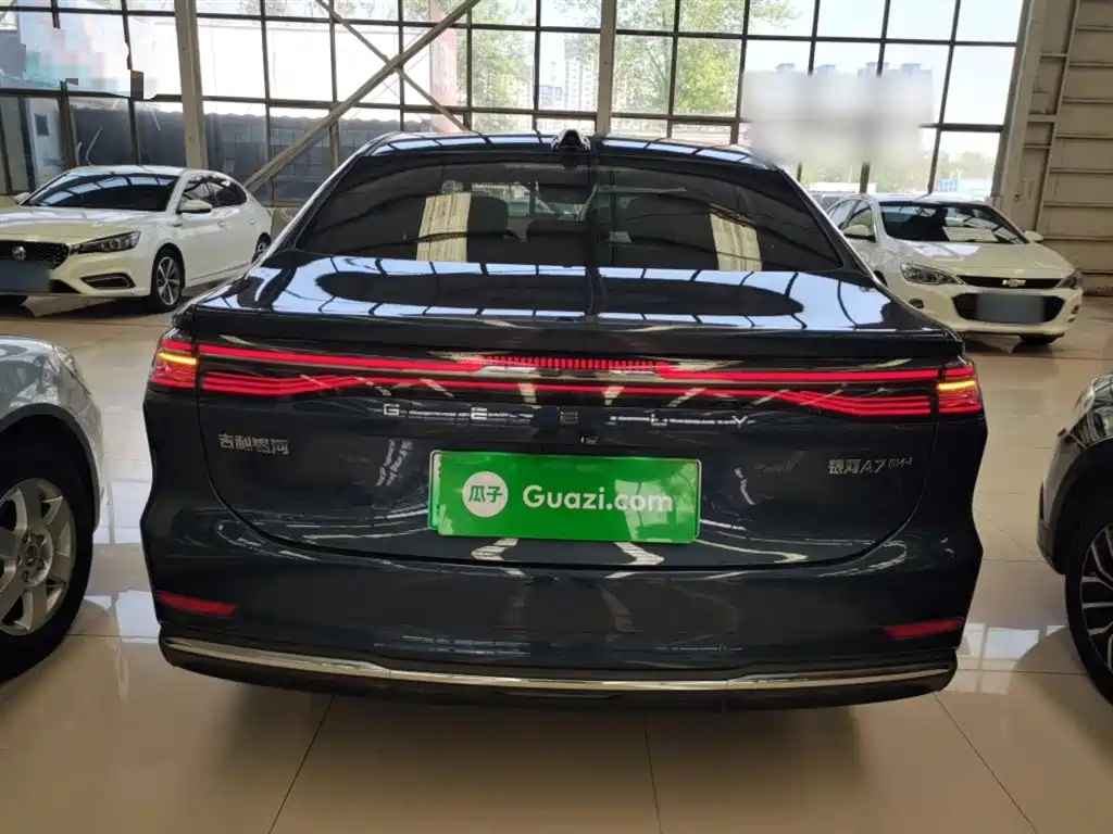 Geely Galaxy Galaxy A7 2025 EM-i фото 6