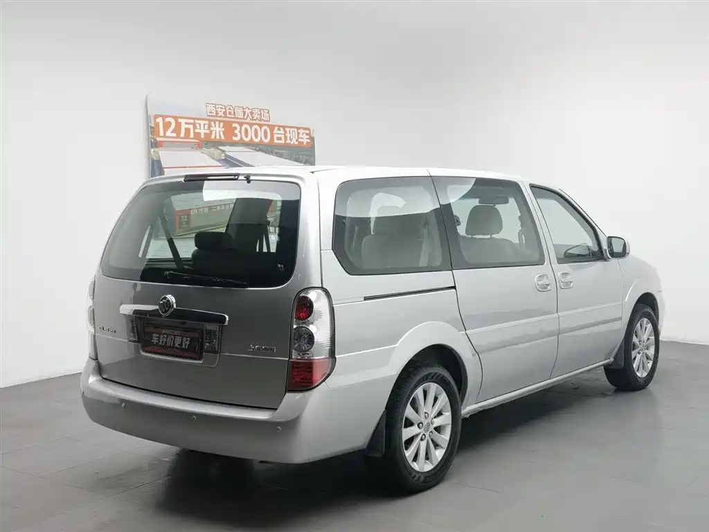 Buick GL8 2014 2.4L Classic Edition фото 2