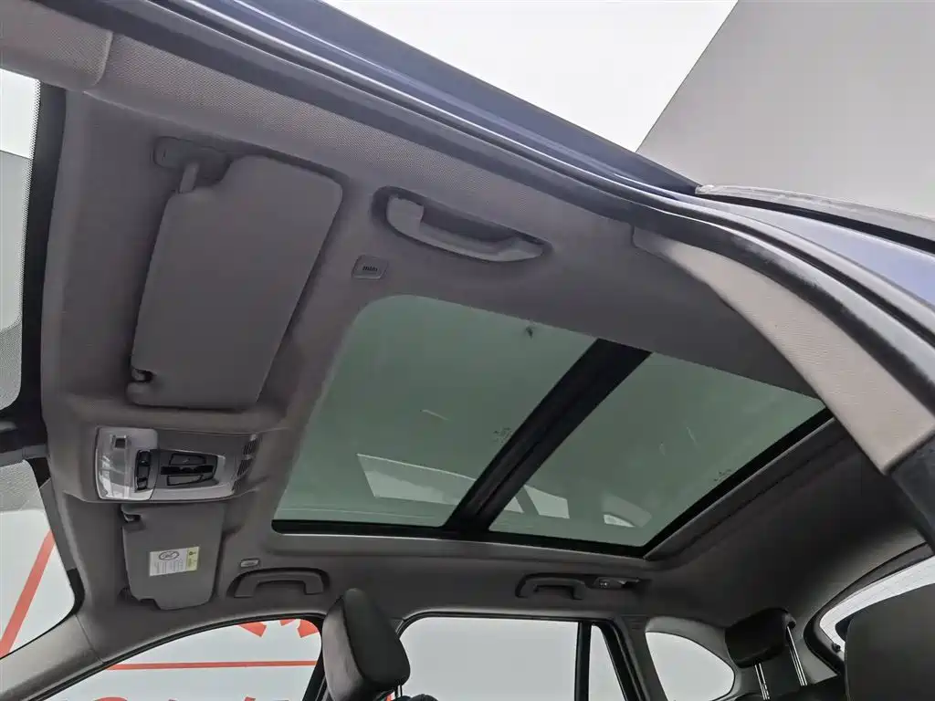 BMW X1 2019 sDrive18Li Premium Model фото 14