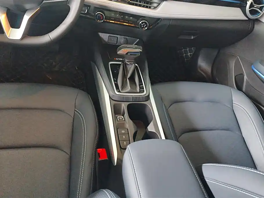 Chevrolet Monza 2024 1.5L Dual-Clutch Enjoyment Edition фото 16