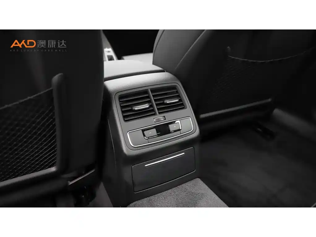 Audi A4L 2022 40 TFSI Luxury Dynamic фото 9