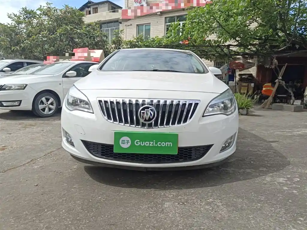 Buick Excelle 2014 XT 1.6L Automatic Fashion фото 3