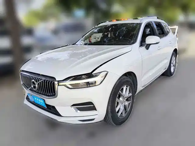 Volvo XC60 2019 T5 AWD Zhi Yi Edition China V — фото 1