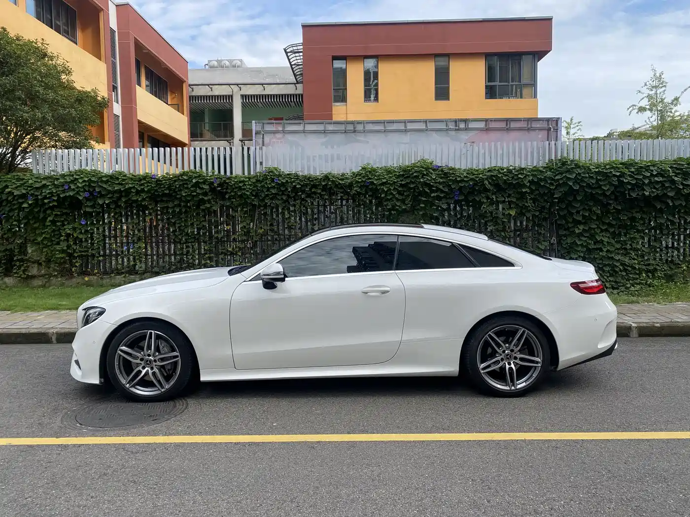 Mercedes-Benz E-Class (Import) 2017 E 200 Coupe фото 11