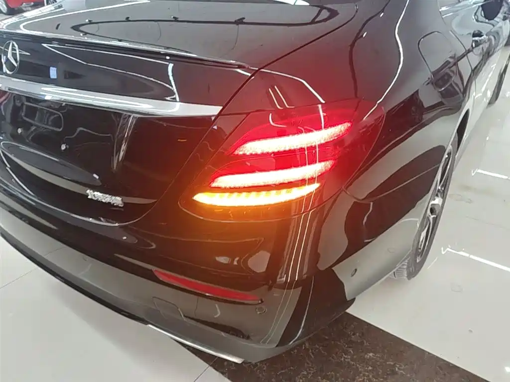 Mercedes-Benz E-Class 2017 E 200 Sport фото 8