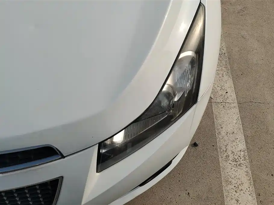 Chevrolet Cruze 2015 Hatchback 1.6L Manual Comfort фото 5