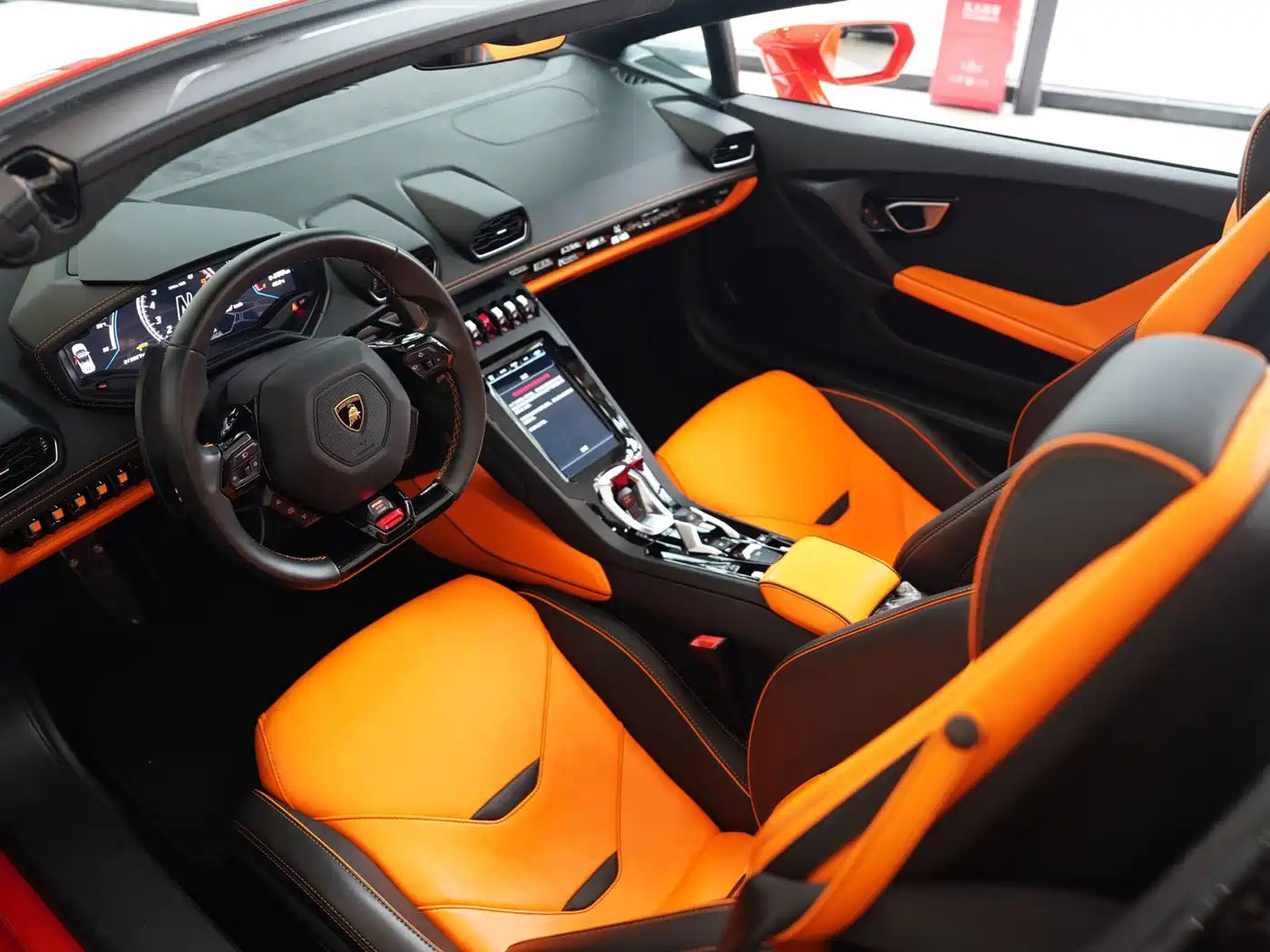 Lamborghini Huracán 2019 Huracán EVO Spyder фото 3