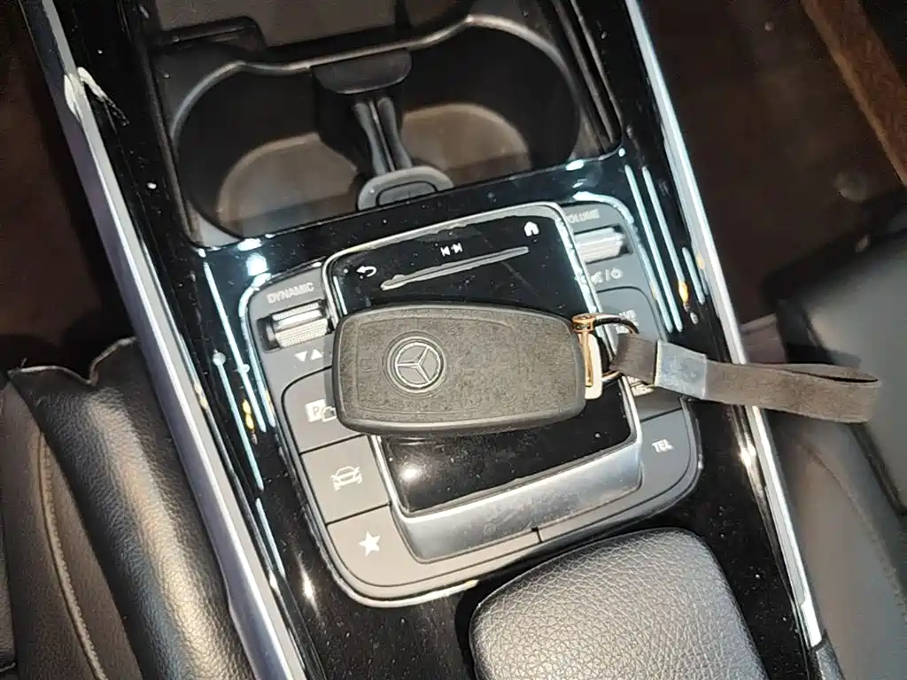 Mercedes-Benz GLB 2020 Facelift GLB 200 Dynamic фото 9