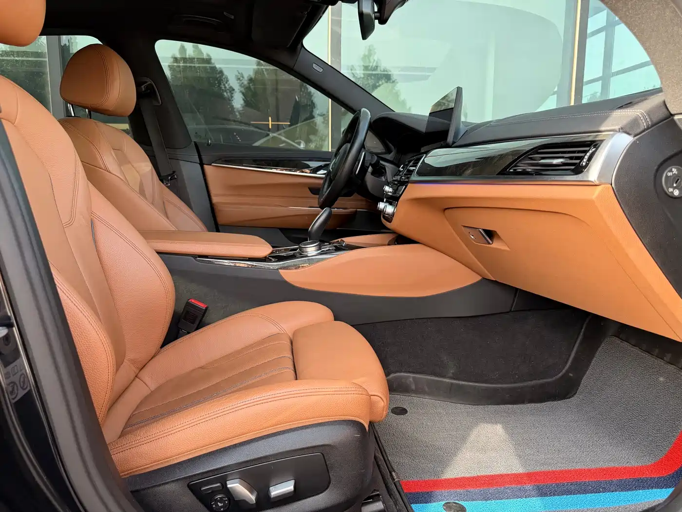 BMW 6 Series GT 2021 630i M Sport Package фото 25