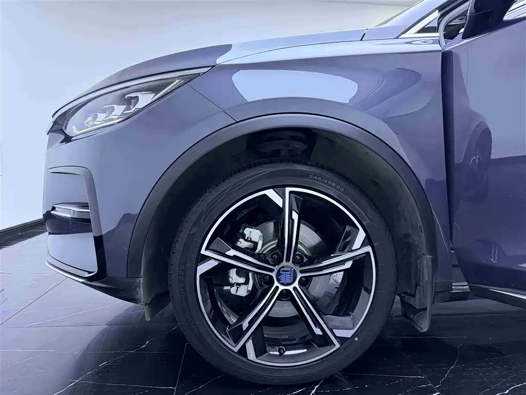 BYD Tang New Energy 2021 DM-i 112KM Honor фото 18