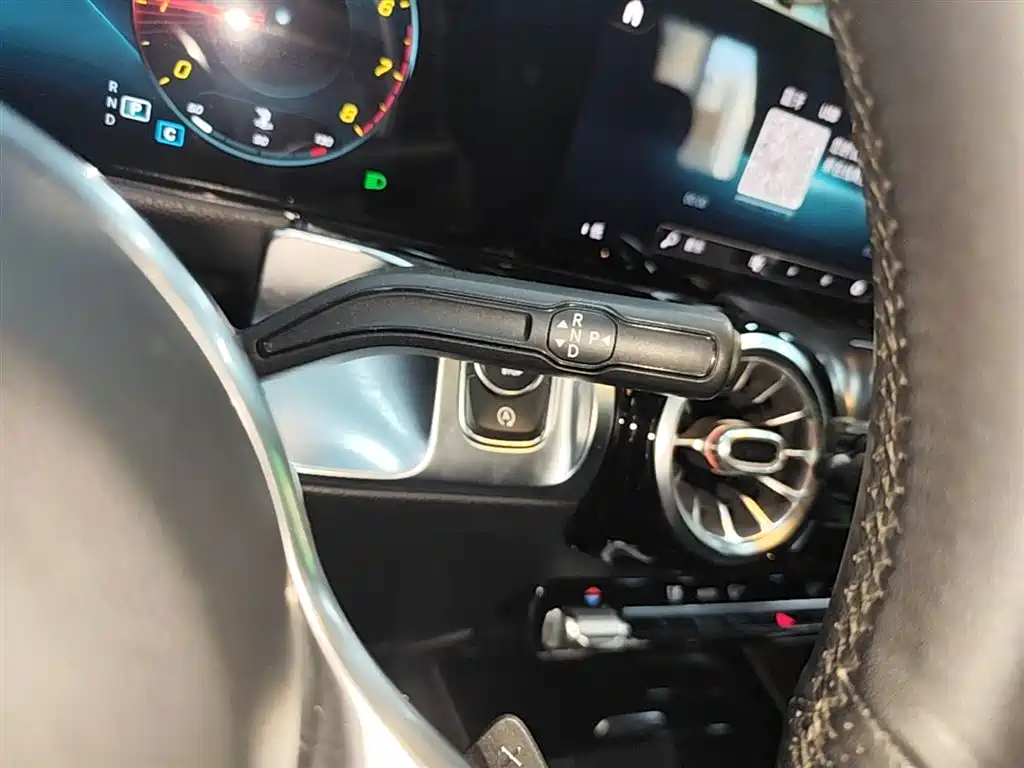 Mercedes-Benz GLB 2020 Facelift GLB 200 Dynamic фото 14