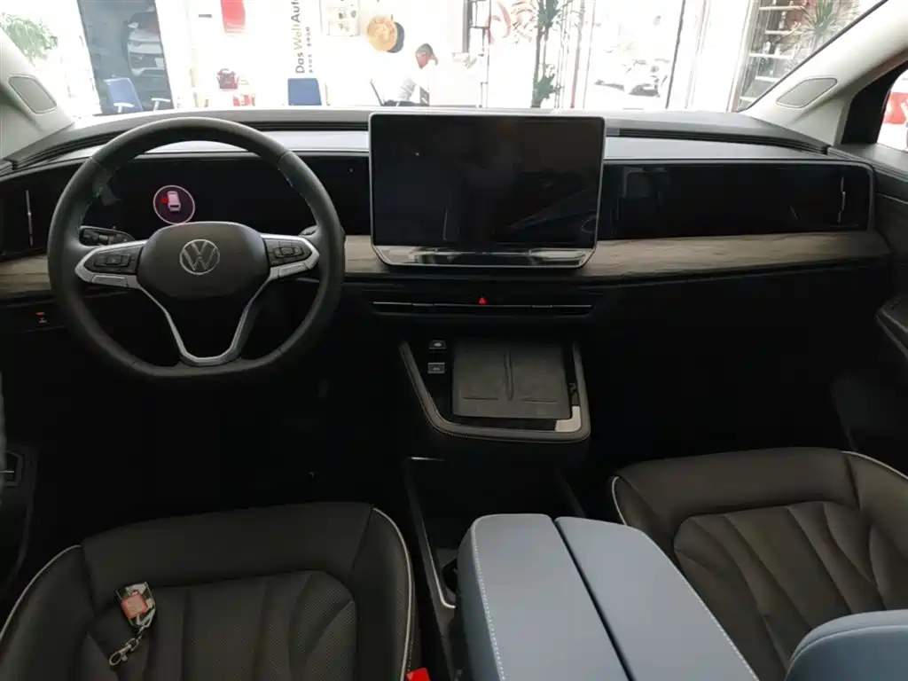 Volkswagen Talagon 2025 Model 450TSI AWD Premium 6-Seater фото 10