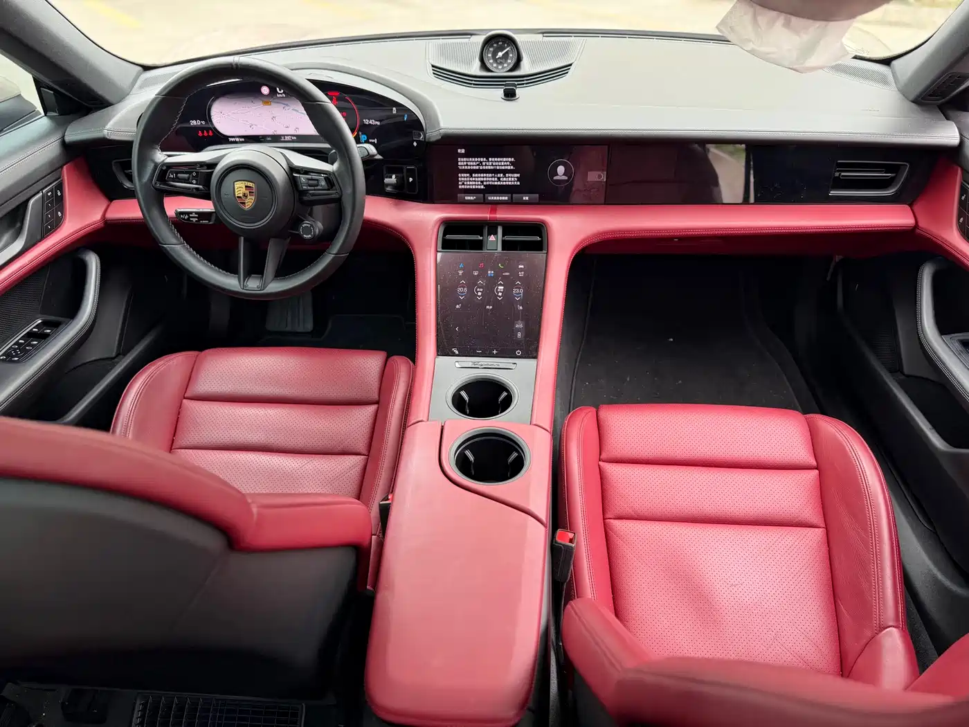 Porsche Taycan 2022 Taycan фото 18