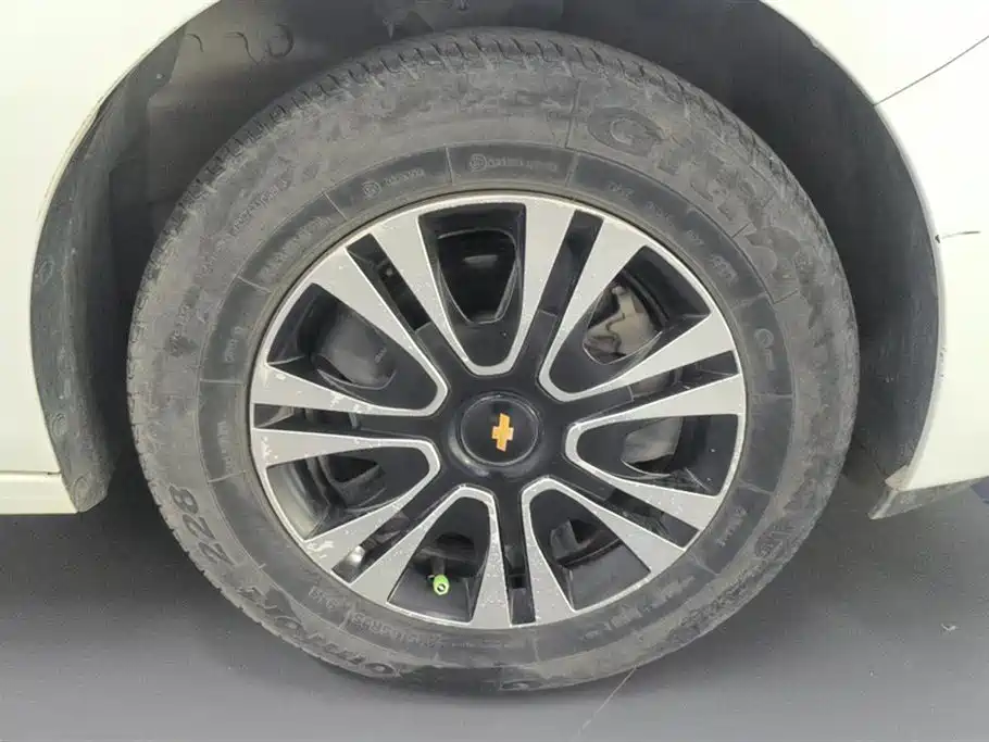 Chevrolet Cavalier 2019 320 Auto Sunroof Enjoyment Edition фото 6