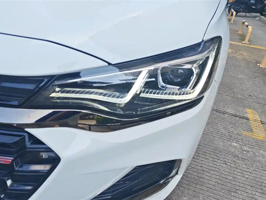 Chevrolet Monza 2022 Mild Hybrid RS 330T Automatic Comfort Edition фото 5