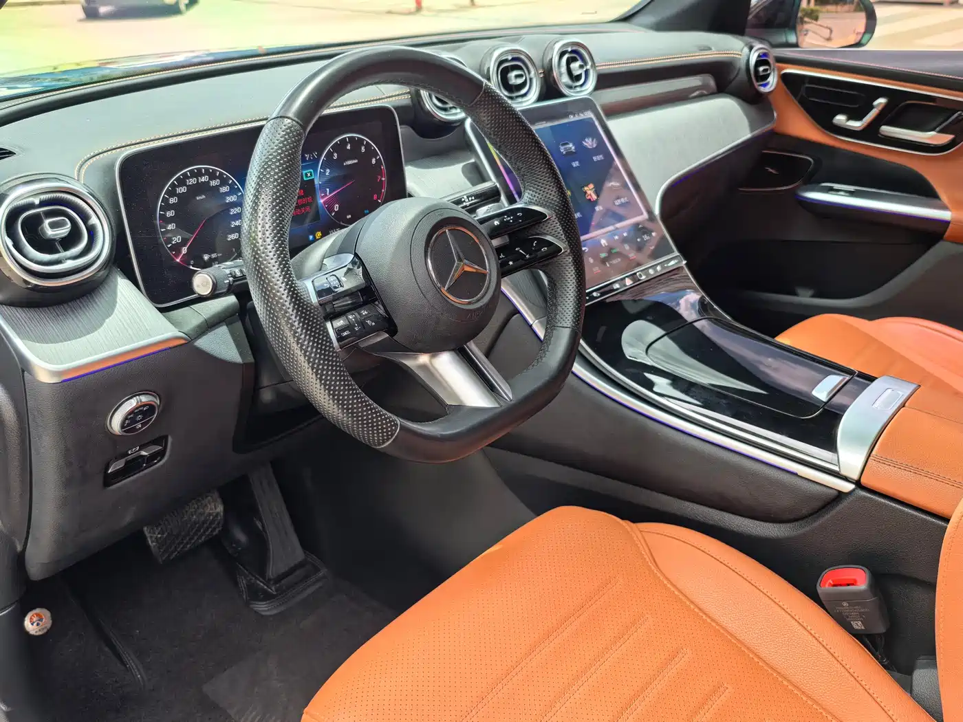 Mercedes-Benz GLC 2023 Facelift GLC 260 L 4MATIC Luxury 7-Seater фото 7