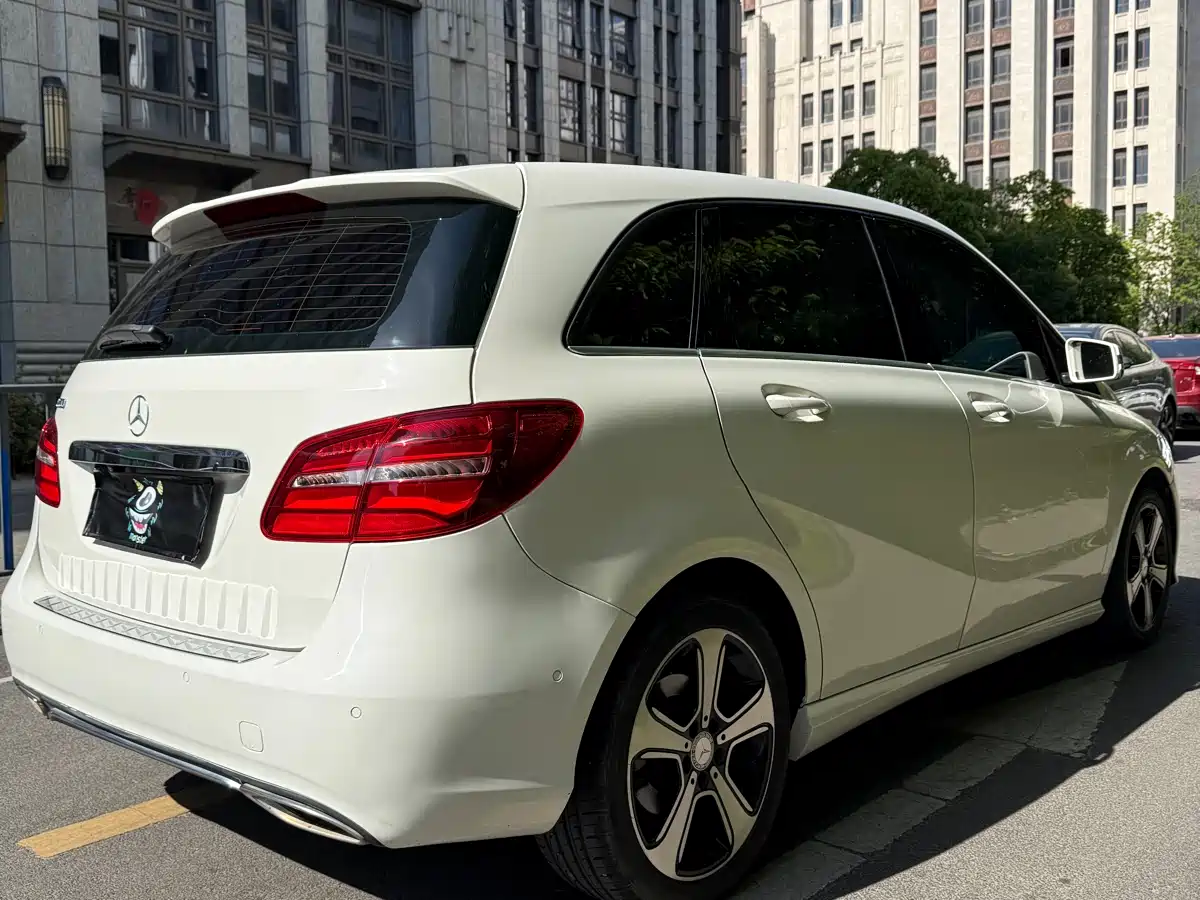 Mercedes-Benz B-Class 2015 B 200 Style фото 16