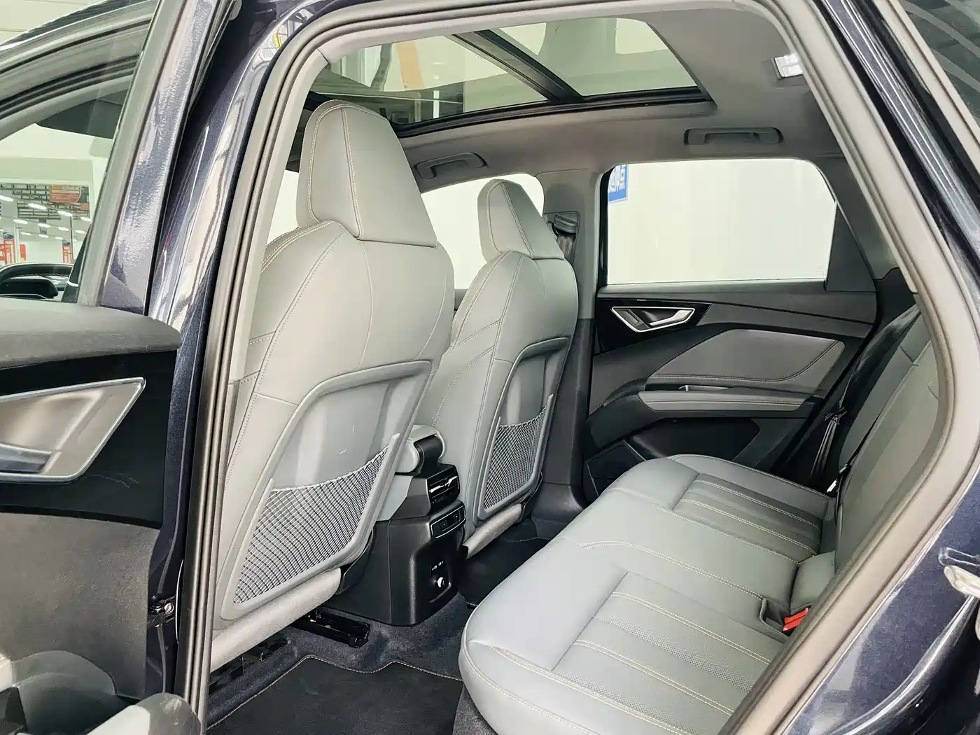 Audi Q4 e-tron 2024 40 e-tron Creation Edition фото 10