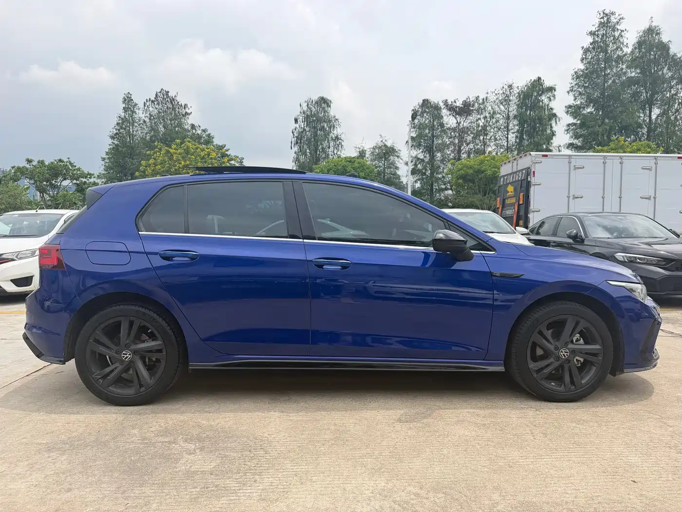 Volkswagen Golf 2021 280TSI DSG R-Line фото 9
