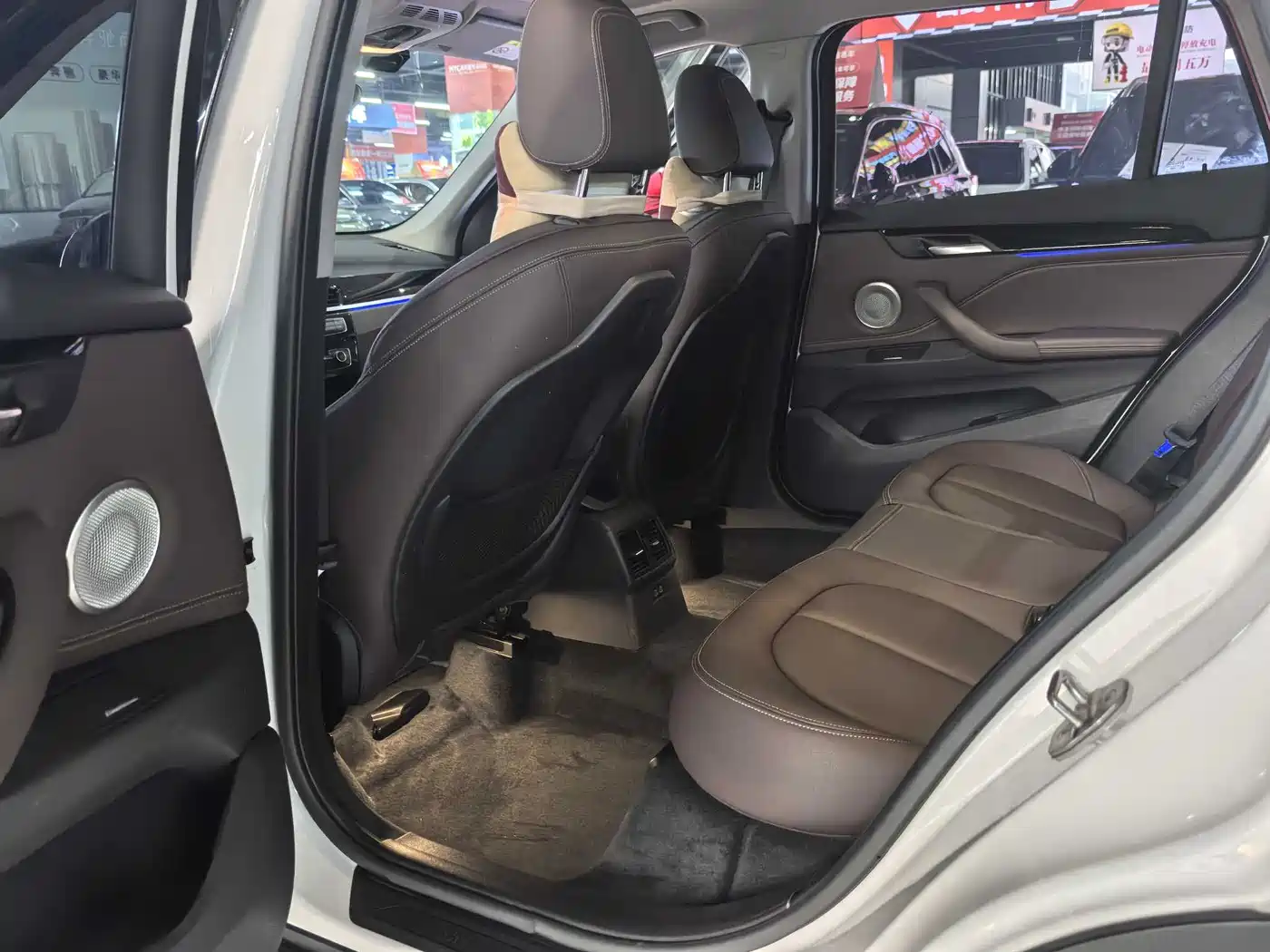 BMW X1 2021 sDrive25Li Leading фото 9