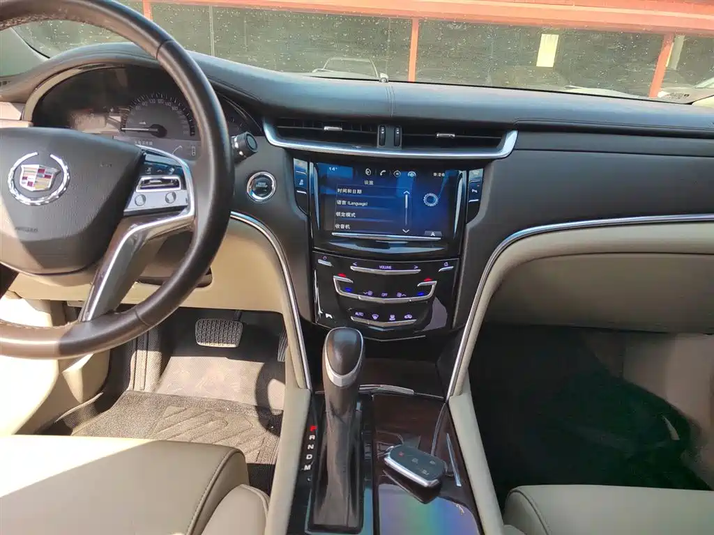 Cadillac XTS 2015 28T Comfort фото 9