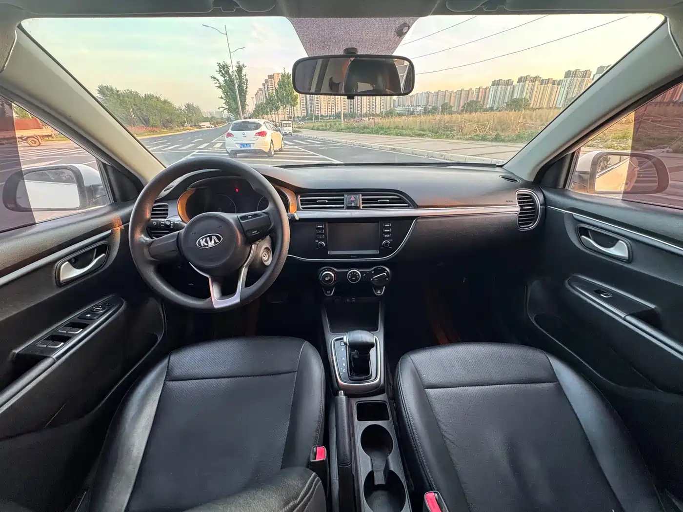 Kia K2 2017 Sedan 1.4L AT GLS фото 10