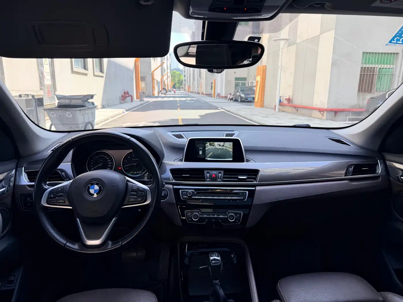 BMW X1 New Energy 2018 xDrive25Le Luxury Model фото 10