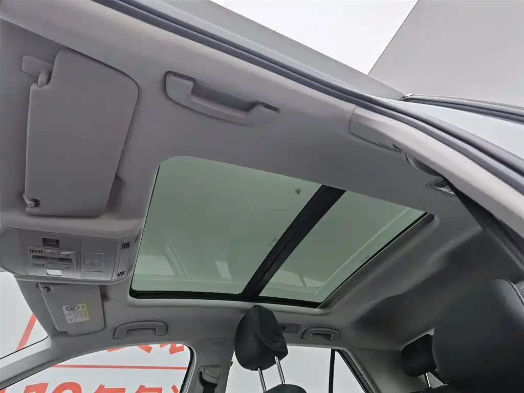 Volkswagen T-ROC 2021 280TSI DSG 2WD Comfort Connected фото 14