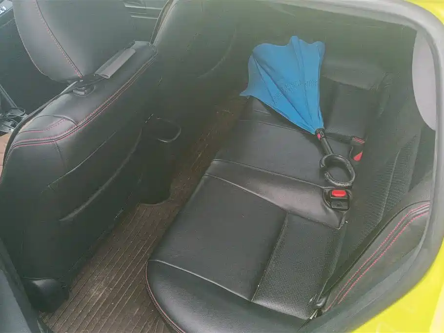 Toyota YARiS L Zhi Xuan 2019 1.5E CVT MeiDong Edition China VI фото 11