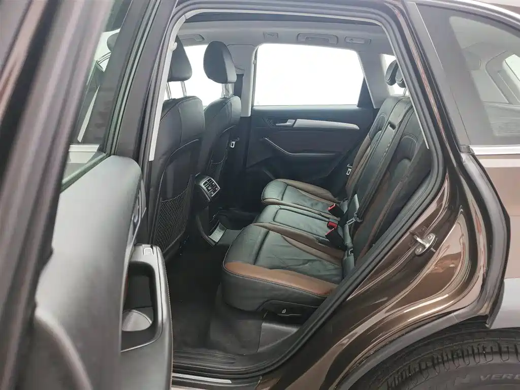 Audi Q5 2017 Plus 40 TFSI Technology фото 15