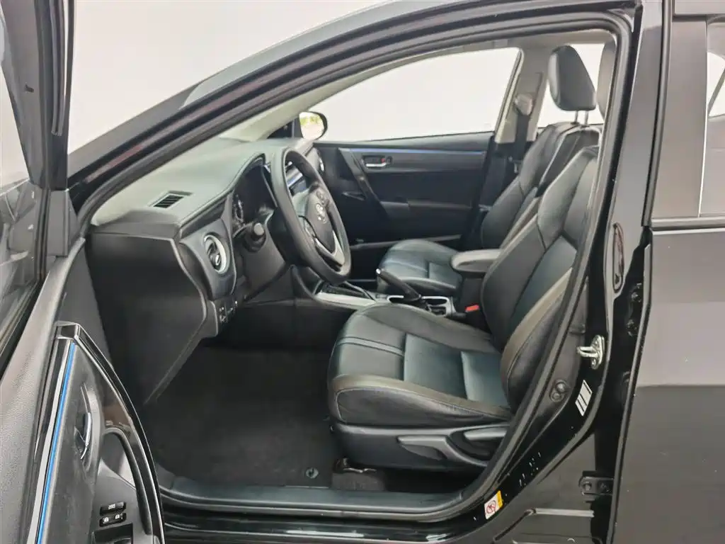 Toyota Levin 2018 185T CVT Premium Edition China V фото 10