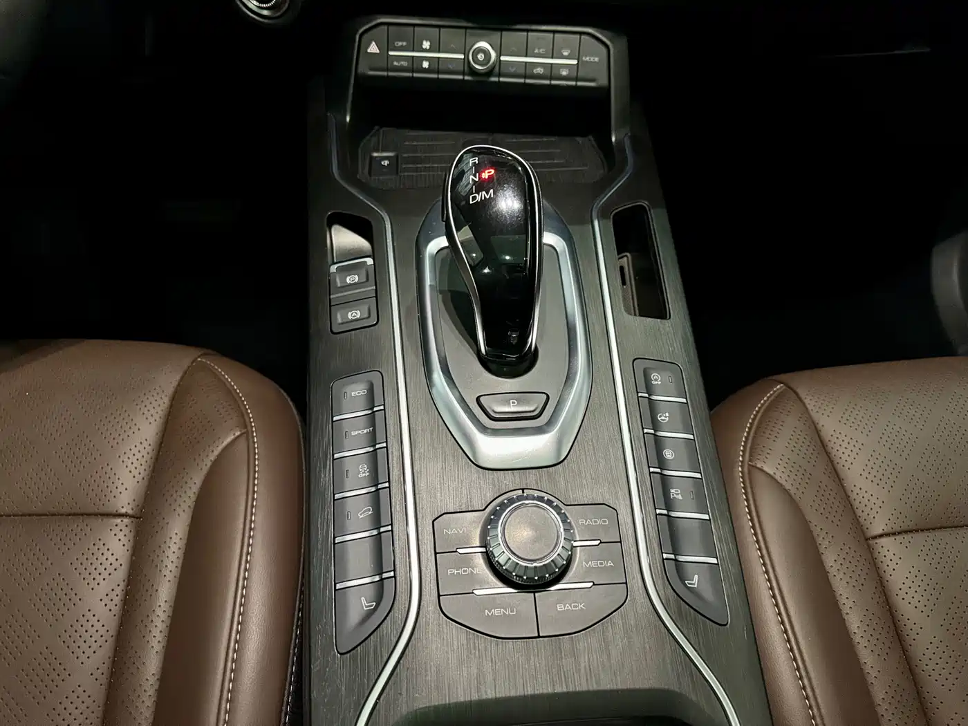 WEI PAI WEI BRAND VV6