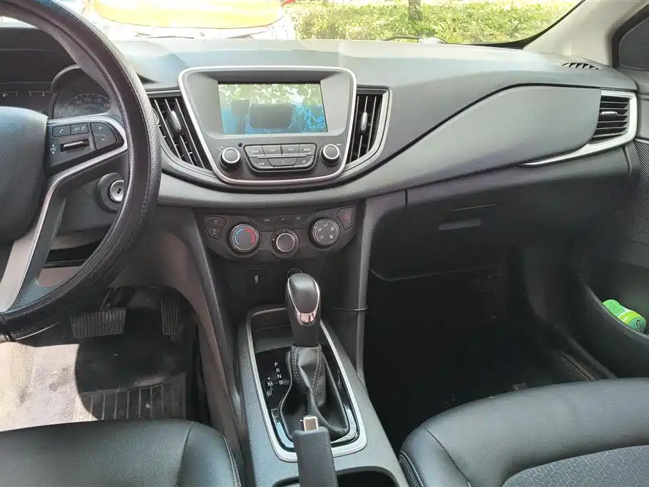 Chevrolet Cavalier 2019 320 Automatic Joy Edition фото 13