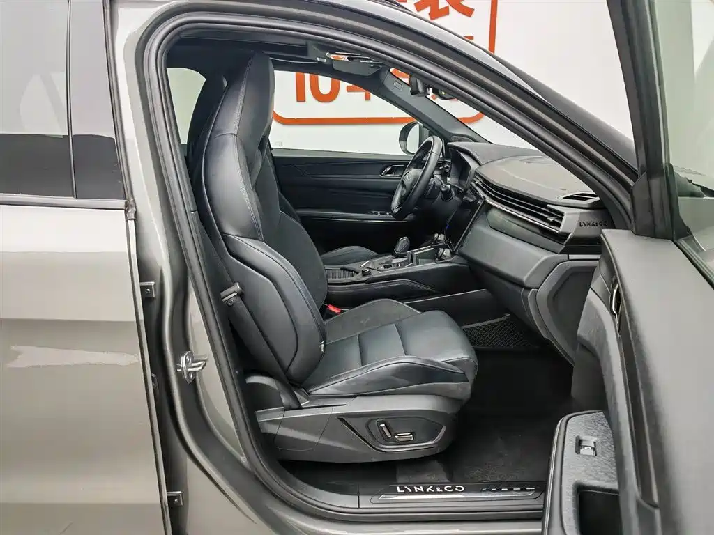 Lynk & Co 01 2021 2.0TD AWD Halo Sport фото 23