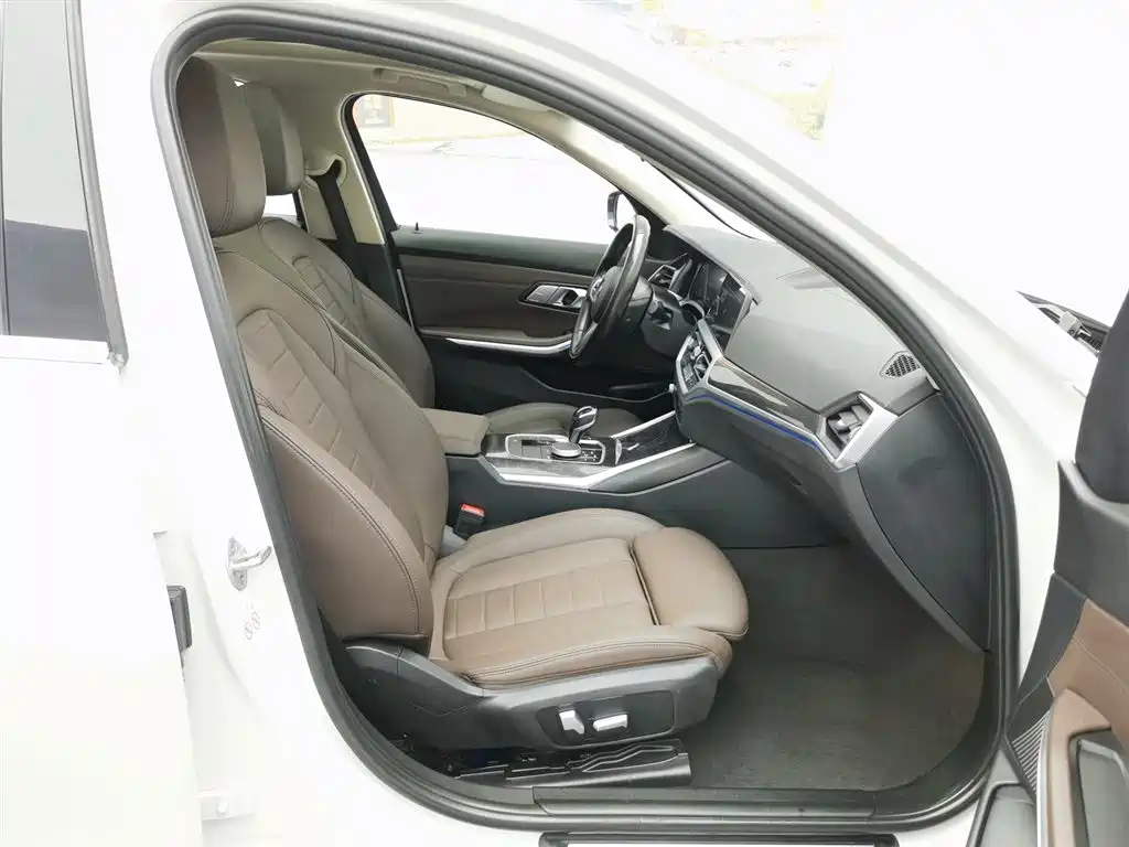 BMW 3 Series 2020 Facelift 325Li M Sport Package фото 23