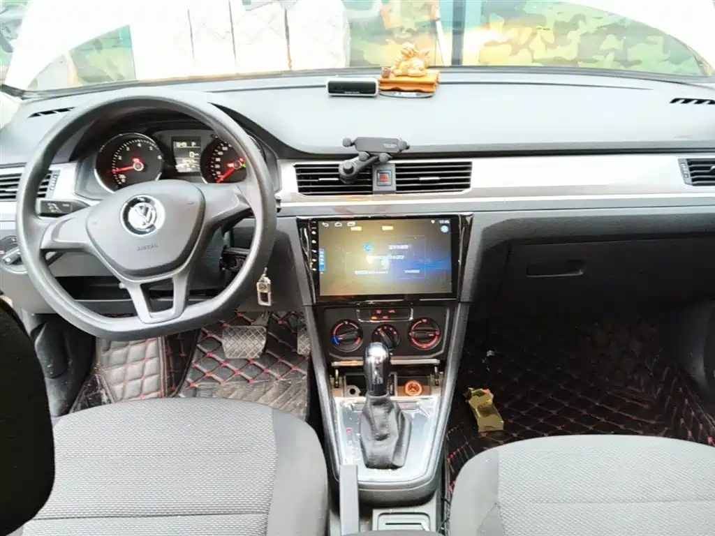 Volkswagen Bora 2018 1.5L Automatic Fashion фото 10