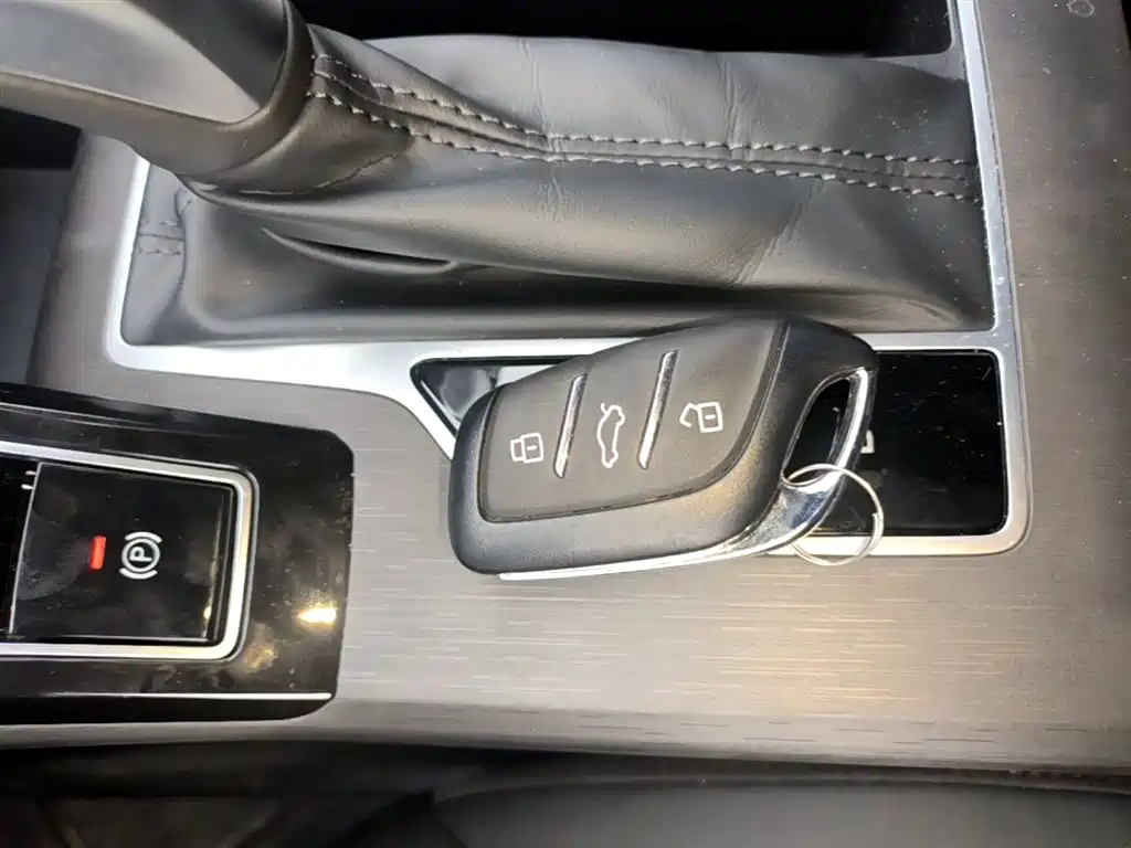 Roewe i5 2026 2026 1.5L CVT Luxury