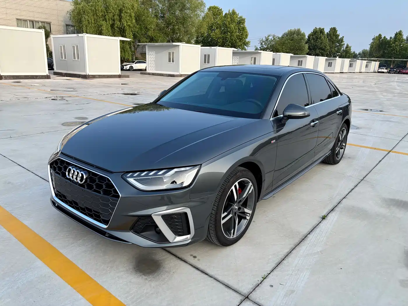 Audi A4L 2020 40 TFSI Luxury Dynamic