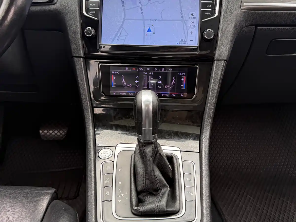 Volkswagen Golf 2015 1.4TSI Automatic Luxury фото 15