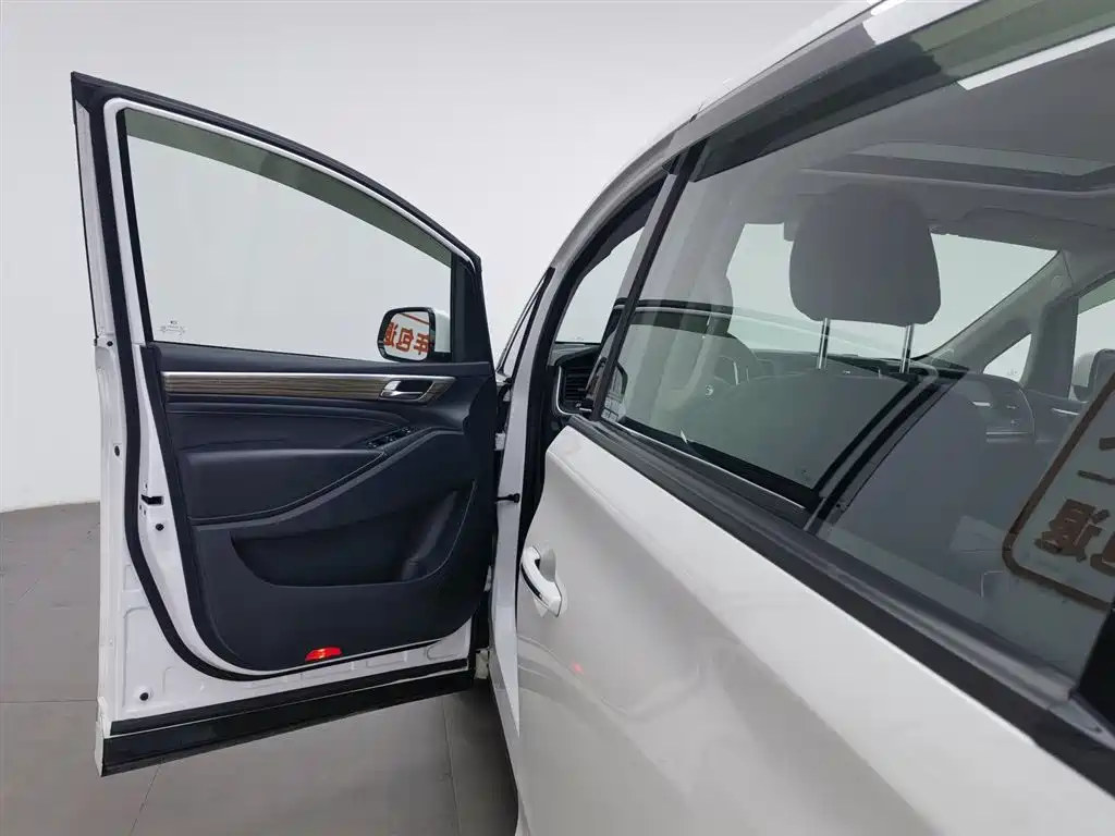 GAC Trumpchi Trumpchi M8 2023 Leading Series 390T Luxury Edition фото 8