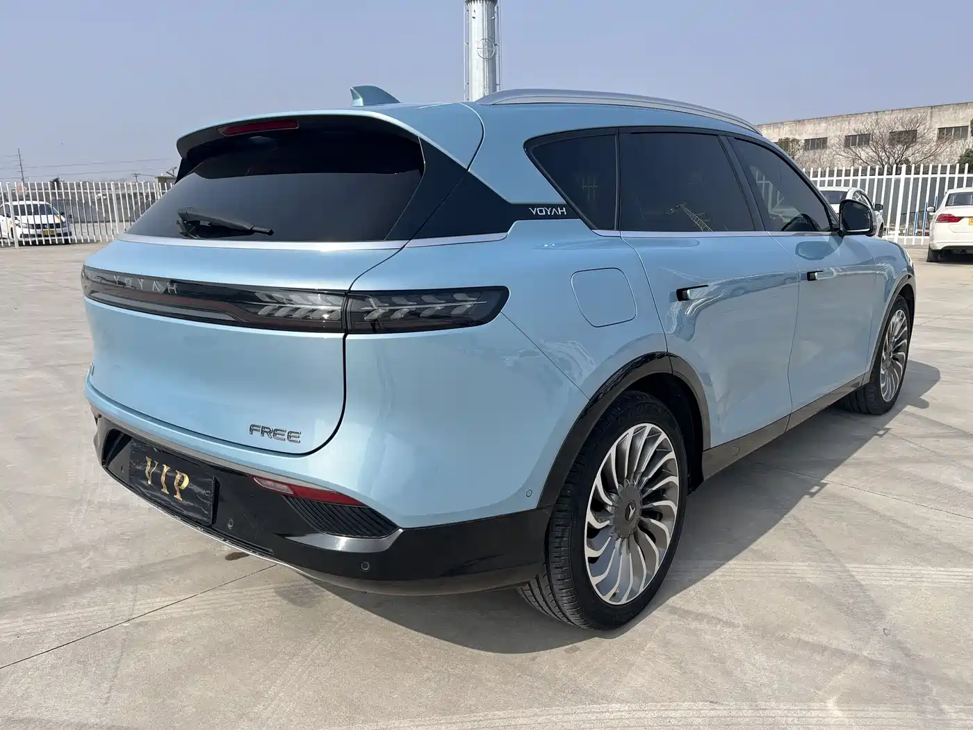 Voyah Auto VOYAH FREE 2021 AWD Standard Range Extender Exclusive Luxury Package фото 25